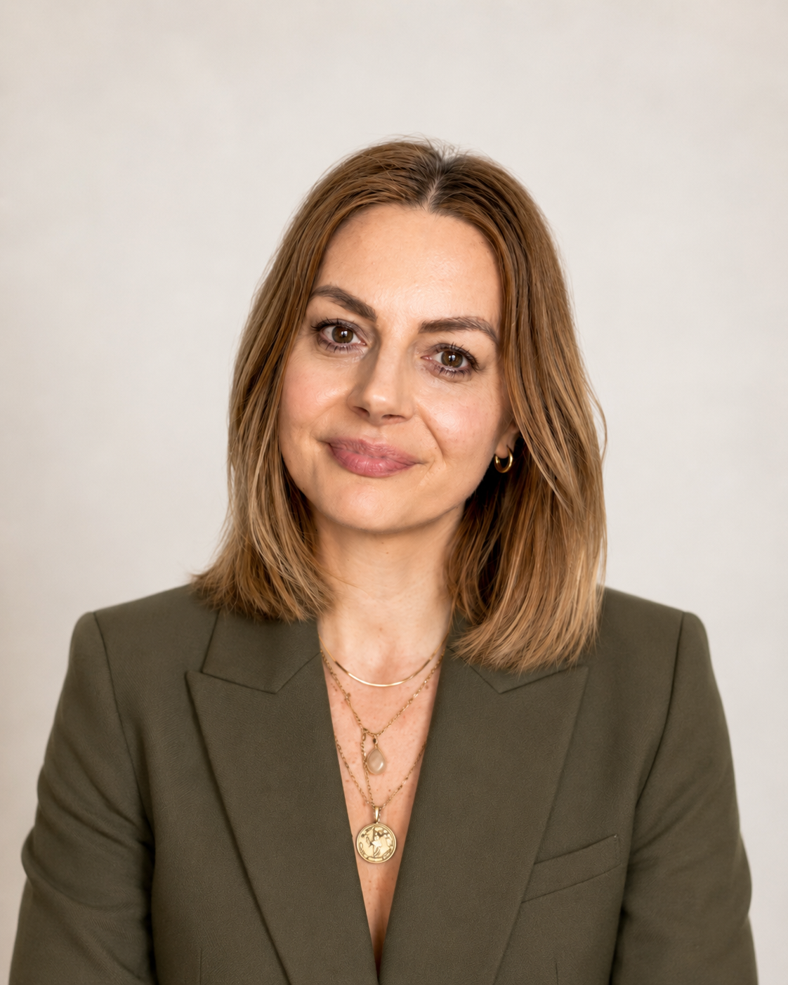 Iwona — HR and People Operations Specialist